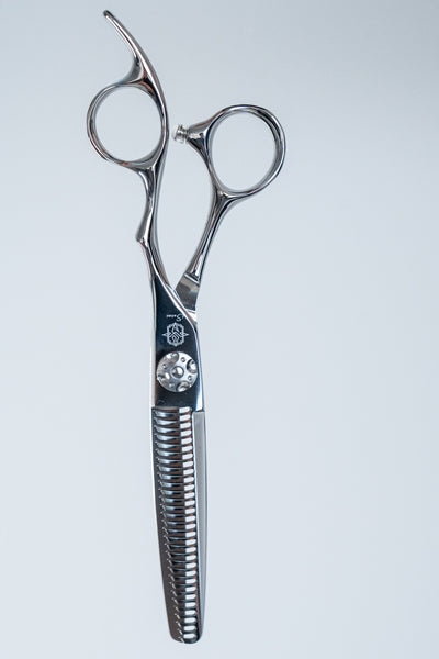 Sutori Kaze 6.0" thinning shears, front view