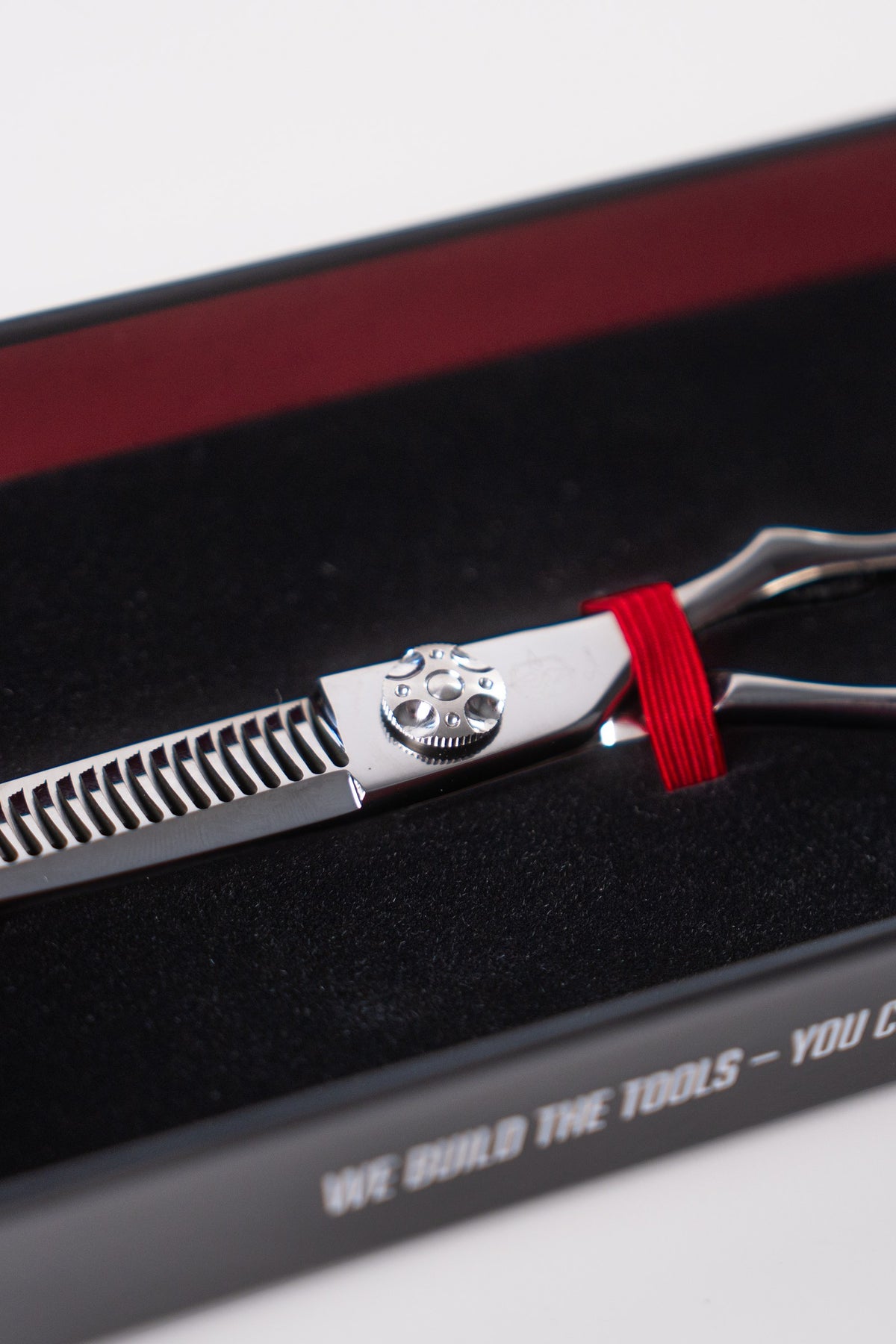Sutori Kaze 6.0″ in its box